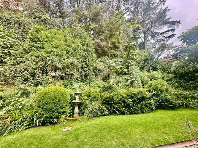 Casa de 3 alcobas en venta en Los Rosales, Bogotá, 483 m² · foto 15 de 15