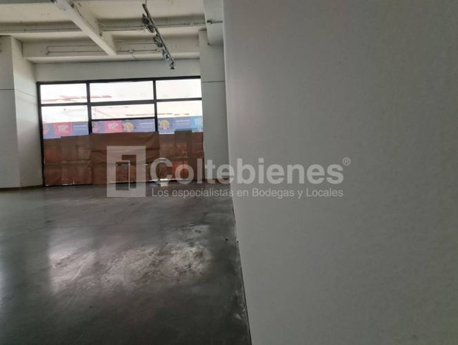 Local en arriendo en Robledo, Medellín, 56 m² · foto 5 de 10