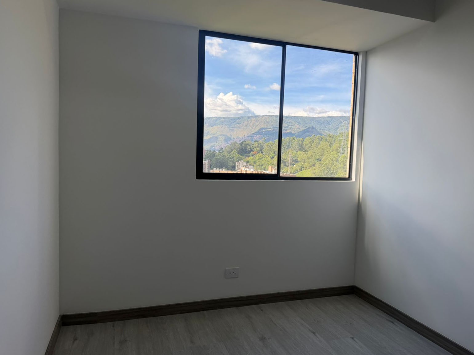 Apartamento en venta en El Poblado, Envigado · foto 14 de 17