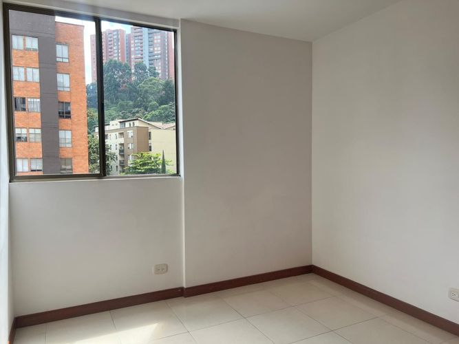 Apartamento de 3 alcobas en venta en Camino Verde, Envigado, 83 m² · foto 8 de 17