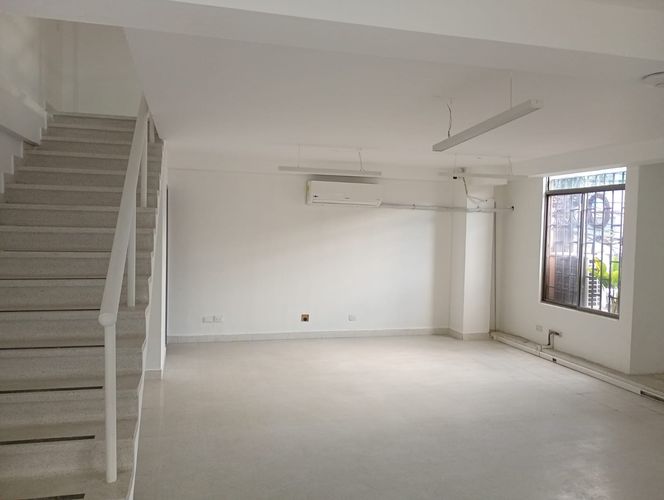 Oficina en arriendo en Cristo Rey, Medellín, 225 m² · foto 9 de 18