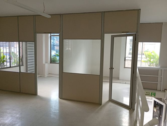 Oficina en arriendo en Cristo Rey, Medellín, 225 m² · foto 5 de 18