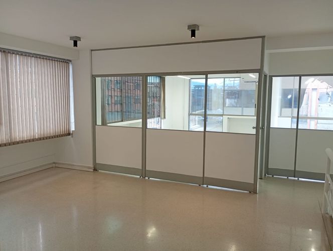 Oficina en arriendo en Cristo Rey, Medellín, 225 m² · foto 13 de 18