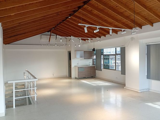 Oficina en arriendo en Cristo Rey, Medellín, 225 m² · foto 11 de 18
