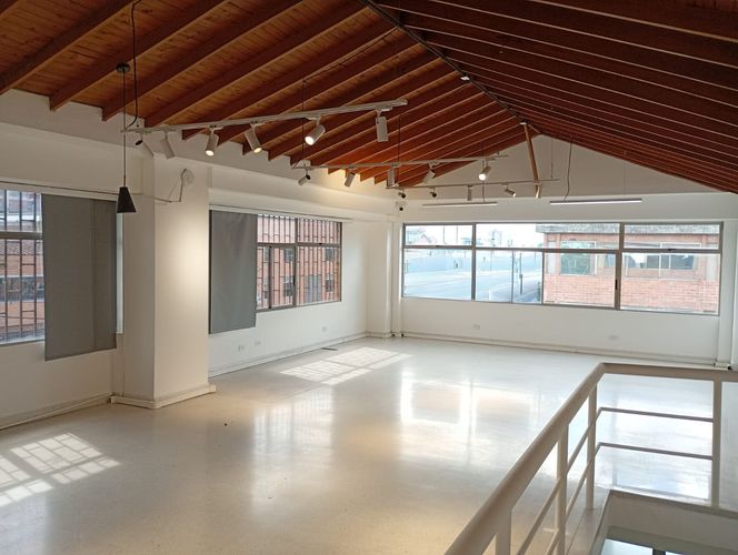 Oficina en arriendo en Cristo Rey, Medellín, 225 m² · foto 14 de 18