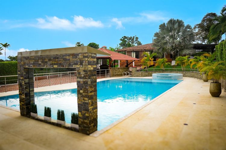 Finca en venta en Altagracia, Pereira, 19200 m² · foto 2 de 8