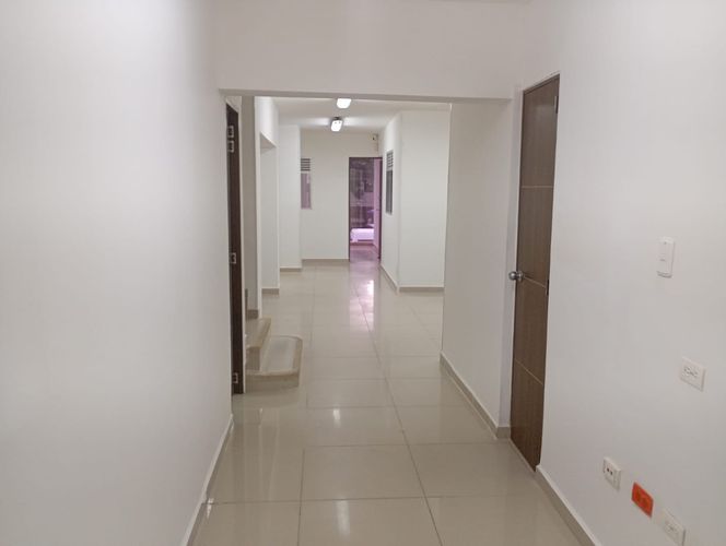 Oficina en arriendo en Laureles, Medellín, 600 m² · foto 11 de 19