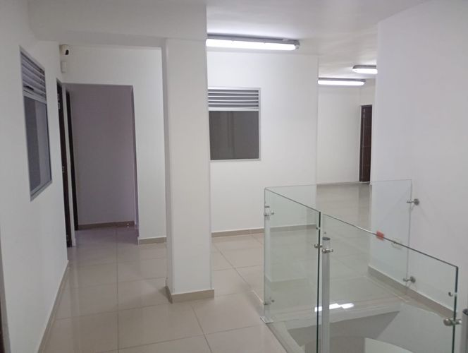 Oficina en arriendo en Laureles, Medellín, 600 m² · foto 7 de 19