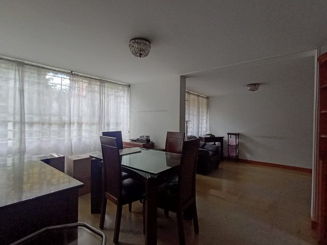 Apartamento de 3 alcobas en arriendo en Laureles, Medellín, 110 m² · foto 7 de 17