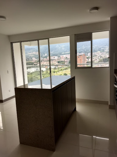 Apartamento en venta en Suramérica, La Estrella · foto 4 de 18