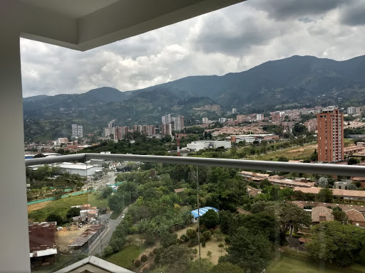 Apartamento en venta en Suramérica, La Estrella · foto 7 de 18