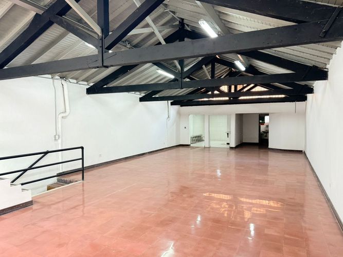Bodega en arriendo en El Poblado, Medellín, 290 m² · foto 3 de 20