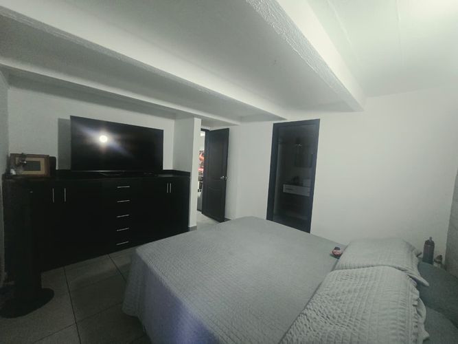 Apartamento de 3 alcobas en venta en Conjunto Residencial Santa Maria Del Campo, Itagüí, 94 m² · foto 8 de 18