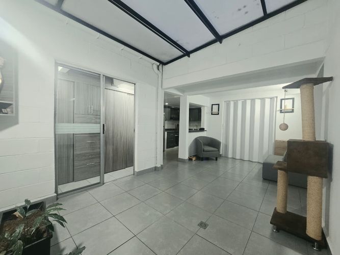 Apartamento de 3 alcobas en venta en Conjunto Residencial Santa Maria Del Campo, Itagüí, 94 m² · foto 13 de 18