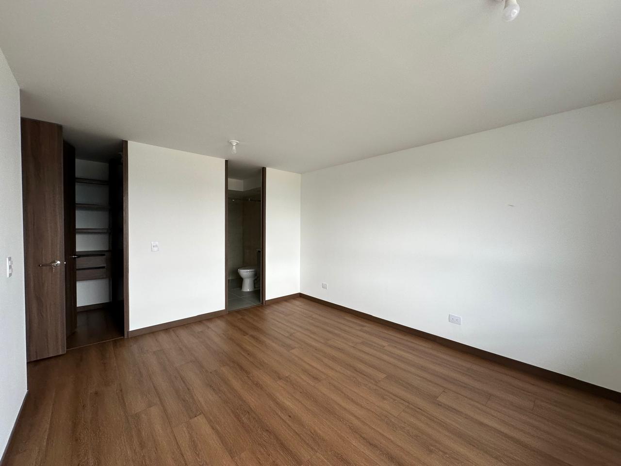 Apartamento en venta en San Jose, Mosquera · foto 10 de 19