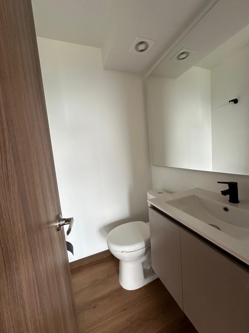 Apartamento en venta en San Jose, Mosquera · foto 8 de 19