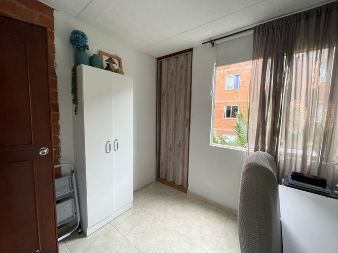Apartamento de 3 alcobas en venta en El Limonar, Cali, 60 m² · foto 6 de 14