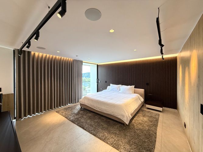 Casa de 4 alcobas en venta en El Poblado, Medellín, 1200 m² · foto 13 de 20