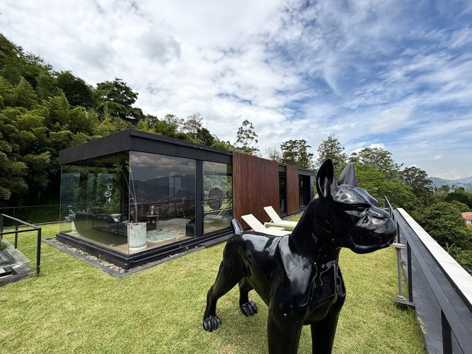 Casa de 4 alcobas en venta en El Poblado, Medellín, 1200 m² · foto 20 de 20