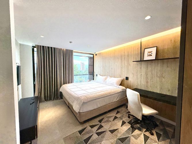 Casa de 4 alcobas en venta en El Poblado, Medellín, 1200 m² · foto 15 de 20