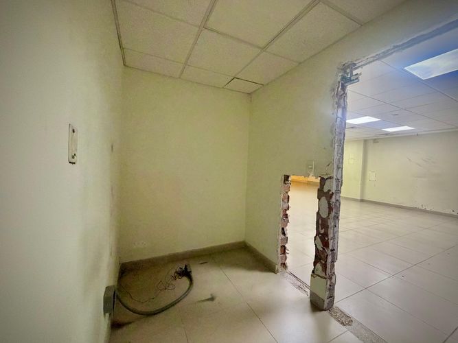 Local en venta en Pinares, Pereira, 148 m² · foto 8 de 18