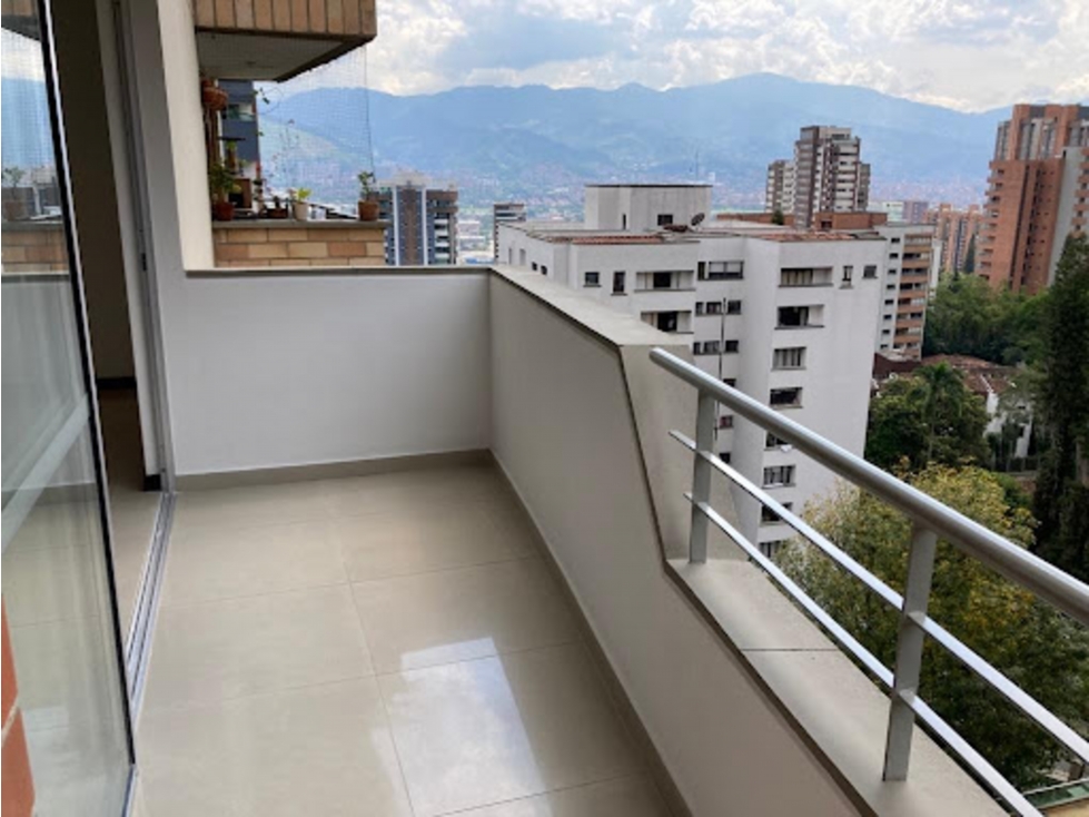 Apartamento en venta en Castropol, Medellín · foto 3 de 9