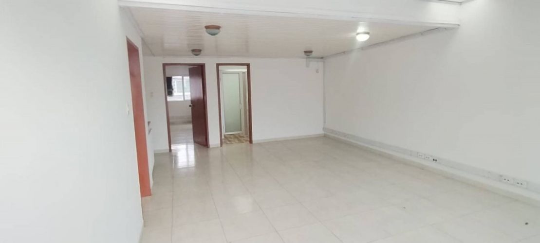 Casa en venta en San Luis, Bogotá · foto 23 de 24
