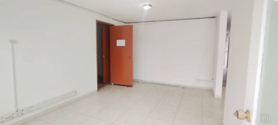 Casa en venta en San Luis, Bogotá · foto 24 de 24