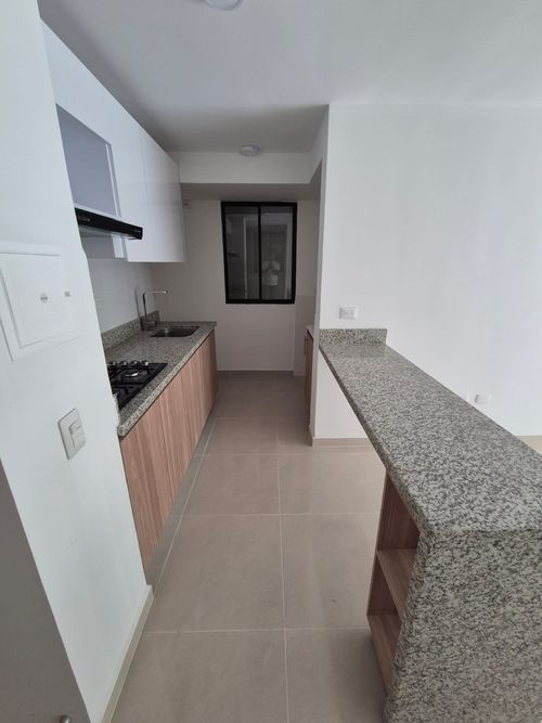 Apartamento de 3 alcobas en venta en Cañaveral, Floridablanca, 72 m² · foto 2 de 9