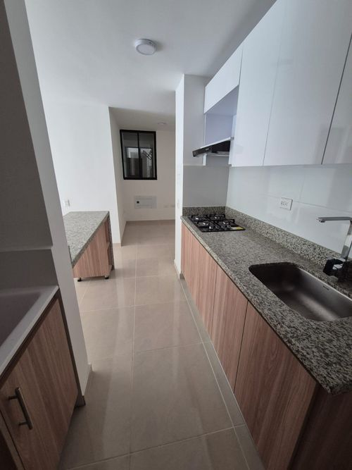 Apartamento de 3 alcobas en venta en Cañaveral, Floridablanca, 72 m² · foto 3 de 9