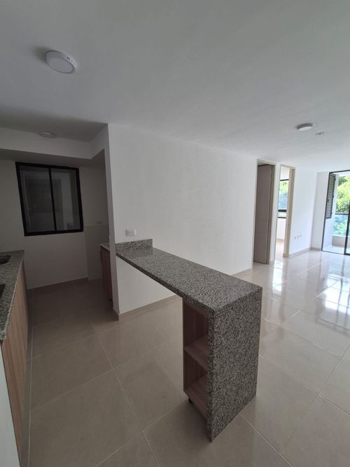 Apartamento de 3 alcobas en venta en Cañaveral, Floridablanca, 72 m² · foto 4 de 9