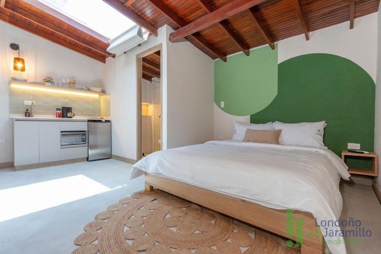 Casa de 10 alcobas en venta en Lorena, Medellín, 207 m² · foto 4 de 5