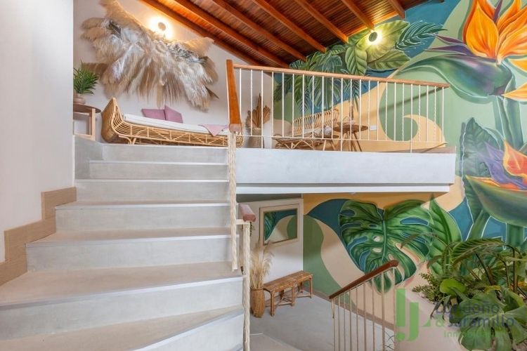 Casa de 10 alcobas en venta en Lorena, Medellín, 207 m² · foto 5 de 5