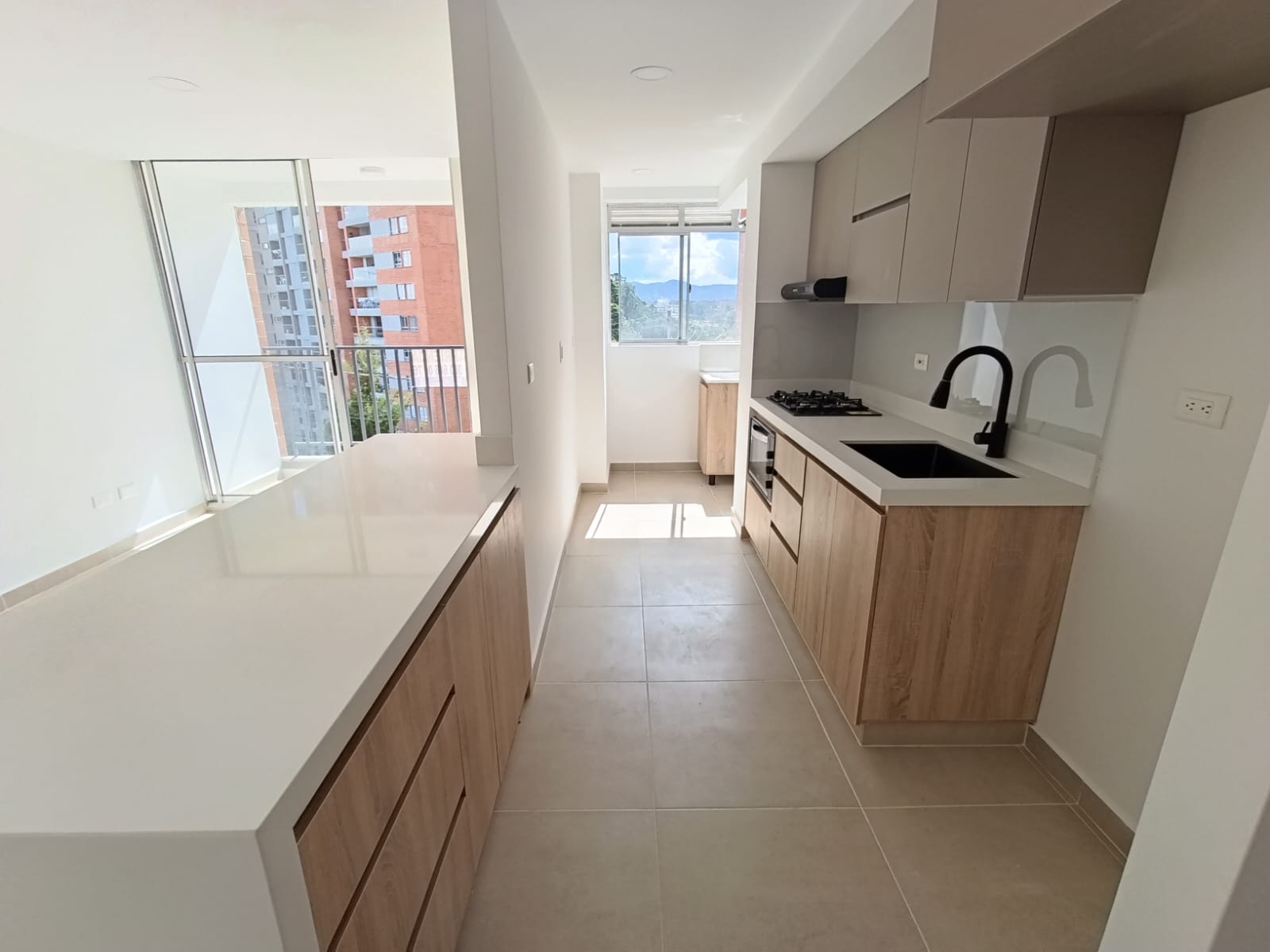 Apartamento en arriendo en Los Colegios, Rionegro · foto 2 de 14