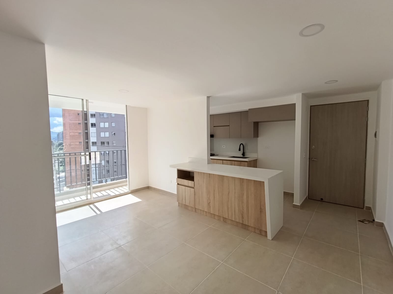 Apartamento en arriendo en Los Colegios, Rionegro · foto 4 de 14