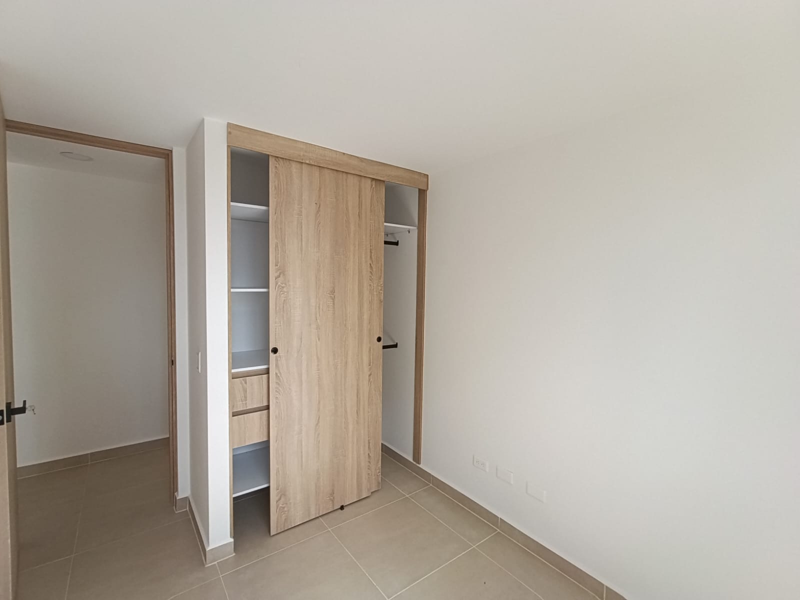Apartamento en arriendo en Los Colegios, Rionegro · foto 10 de 14
