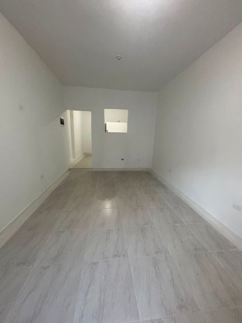Local en arriendo en Los Naranjos, Envigado, 34 m² · foto 3 de 6