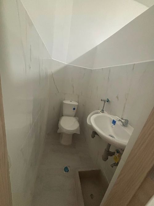 Local en arriendo en Los Naranjos, Envigado, 34 m² · foto 4 de 6