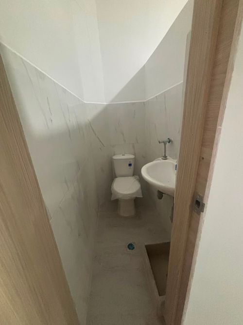 Local en arriendo en Los Naranjos, Envigado, 34 m² · foto 5 de 6