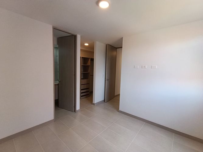 Apartamento de 2 alcobas en arriendo en Los Colegios, Rionegro, 66 m² · foto 10 de 16