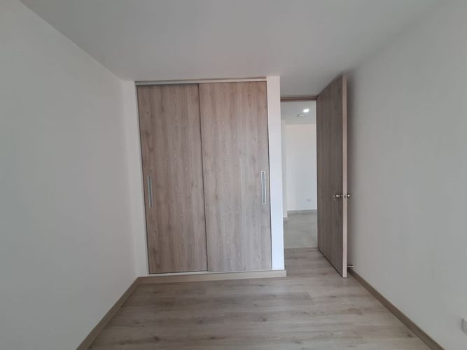 Apartamento de 3 alcobas en venta en Las Lomitas, Sabaneta, 83 m² · foto 19 de 24