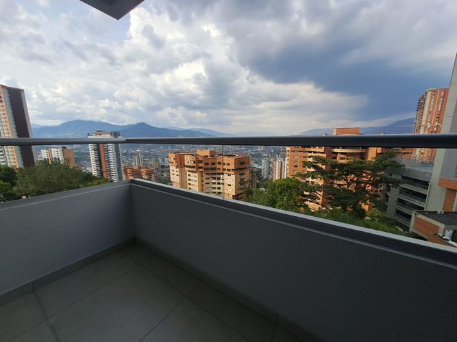 Apartamento de 3 alcobas en venta en Las Lomitas, Sabaneta, 79 m² · foto 7 de 24