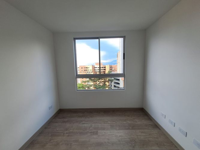 Apartamento de 3 alcobas en venta en Las Lomitas, Sabaneta, 79 m² · foto 11 de 24