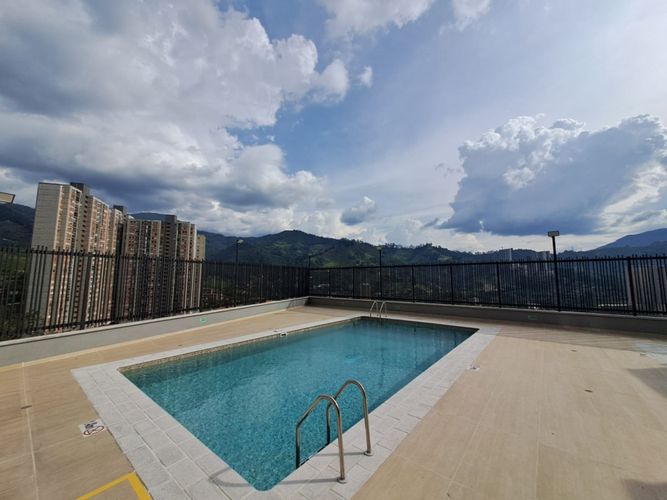Apartamento de 3 alcobas en venta en Las Lomitas, Sabaneta, 79 m² · foto 21 de 24