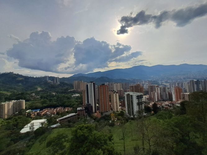 Apartamento de 3 alcobas en venta en Las Lomitas, Sabaneta, 79 m² · foto 23 de 24