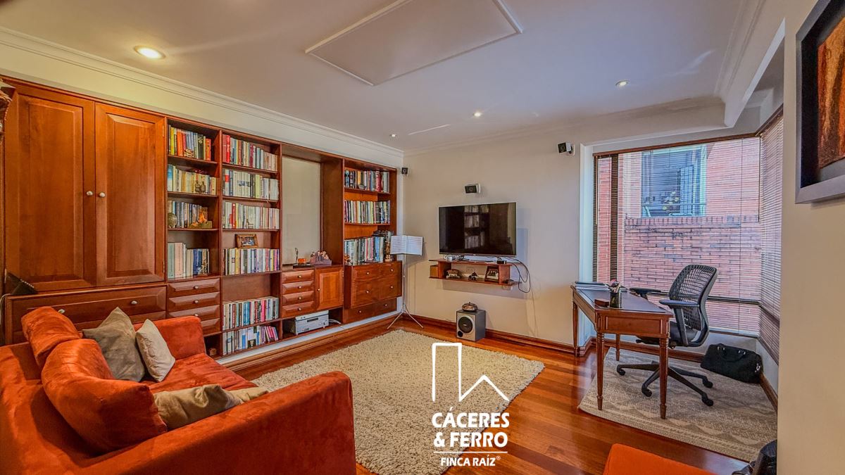 Apartamento en venta en Bosques Del Marques, Bogotá · foto 2 de 23