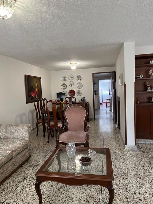 Casa de 4 alcobas en venta en Cañaveral, Floridablanca, 220 m² · foto 5 de 24