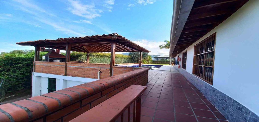 Finca en venta en Combia, Pereira, 300 m² · foto 2 de 24
