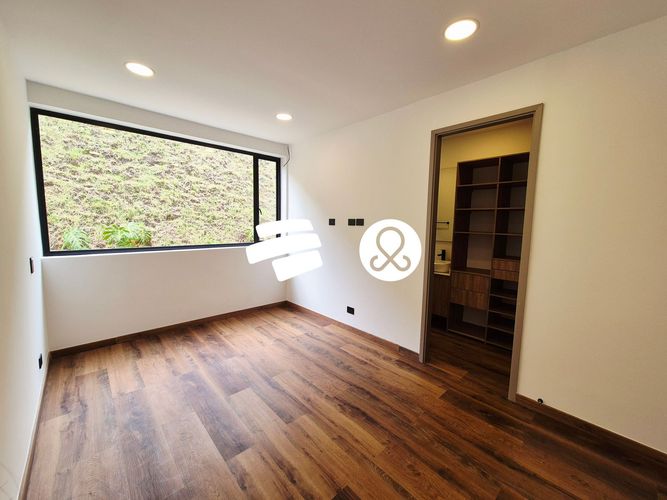 Casa de 4 alcobas en venta en Pantanillo, Envigado, 1886 m² · foto 19 de 24