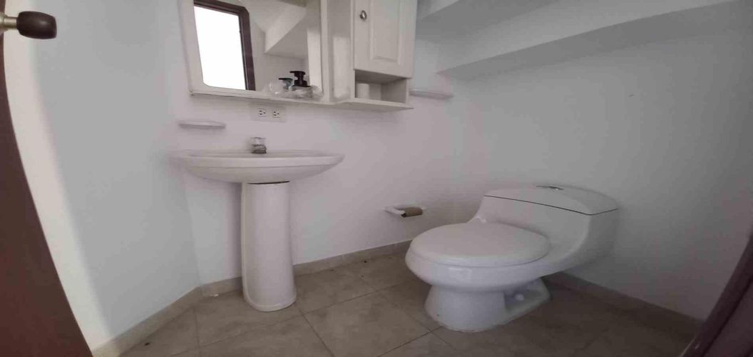 Casa de 4 alcobas en venta en Los Profesionales, Pereira, 88 m² · foto 10 de 19